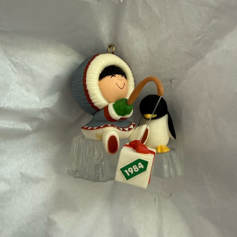 Hallmark Keepsake Ornament Frosty Friends Collection 1984